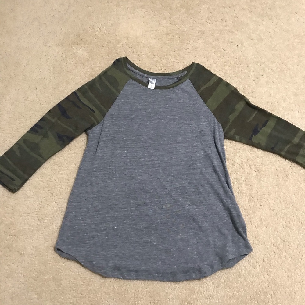 3/4 long sleeve with camo sleeves